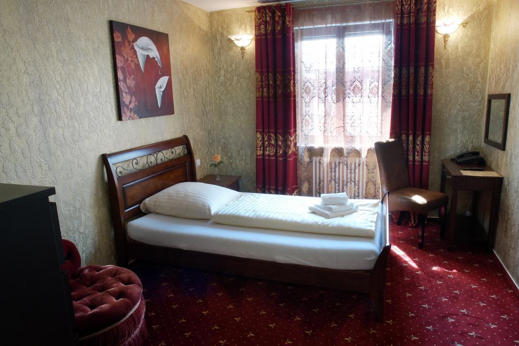 Hotel Krone Фризенхайм Номер фото